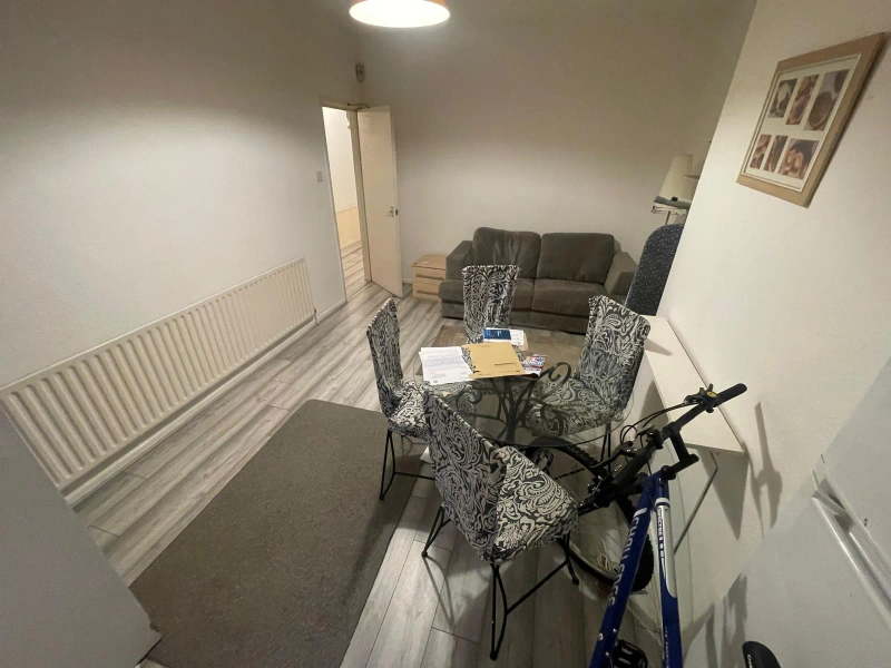 2 rooms left: professional house  Lees Hill Street NG2 4JW - Thumbnail 8